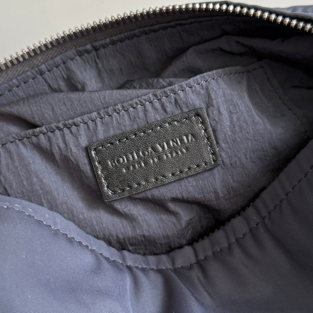 Bottega Veneta 806369 Black Designer Handbag Edition 2 - detail image 7