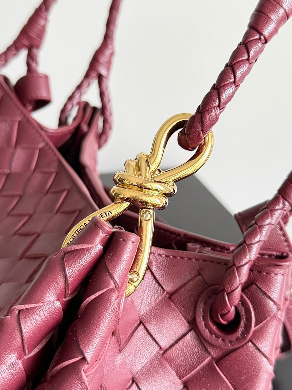 Bottega Veneta 835921 Red Designer Handbag - detail image 5