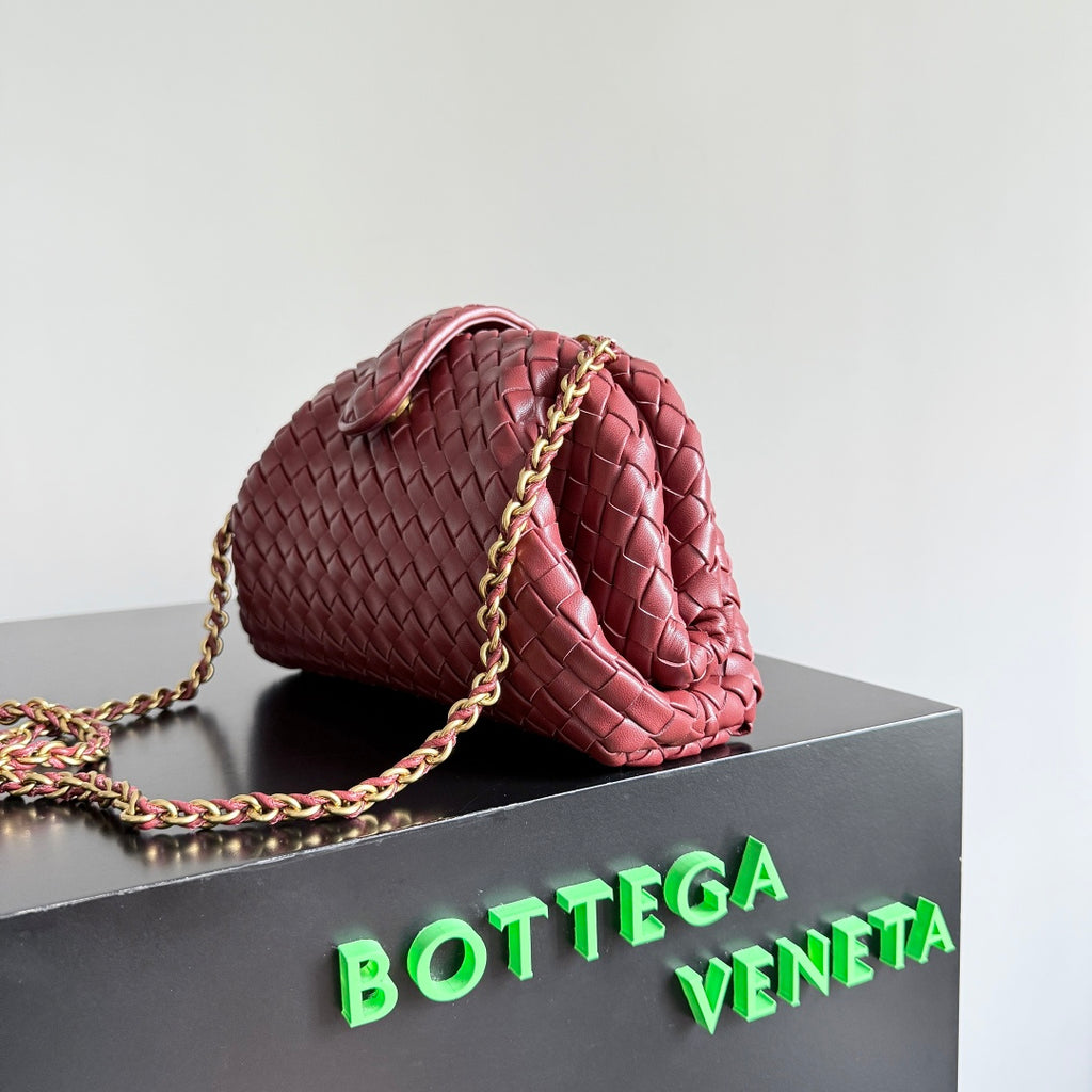 Bottega Veneta 804038 Red Clutch Bag - detail image 3