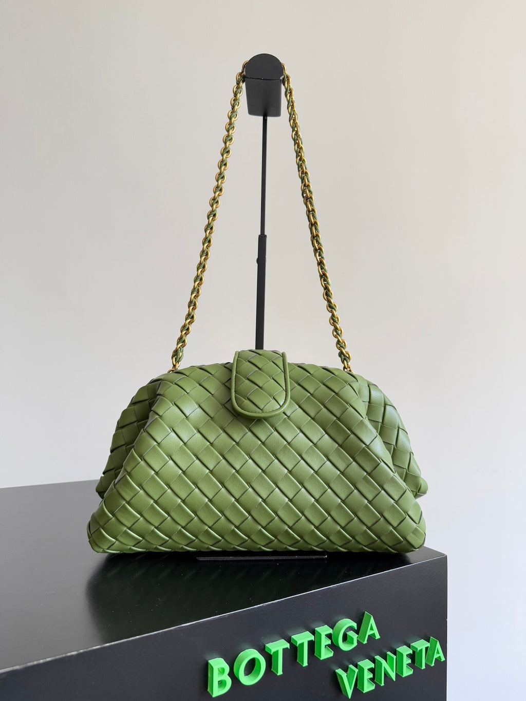 Bottega Veneta 785807 Black & Green Clutch Bag