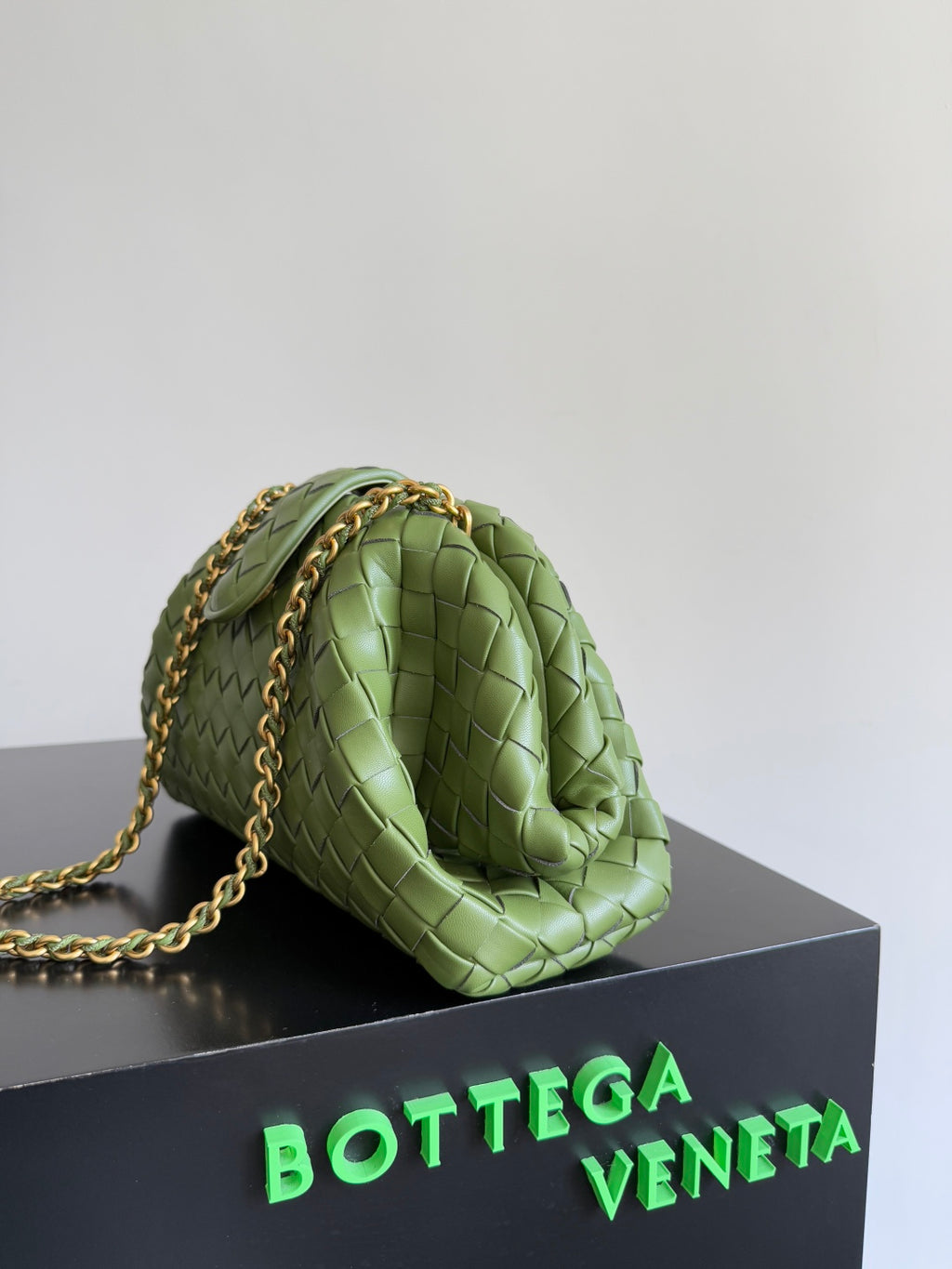 Bottega Veneta 785807 Black & Green Clutch Bag - detail image 2