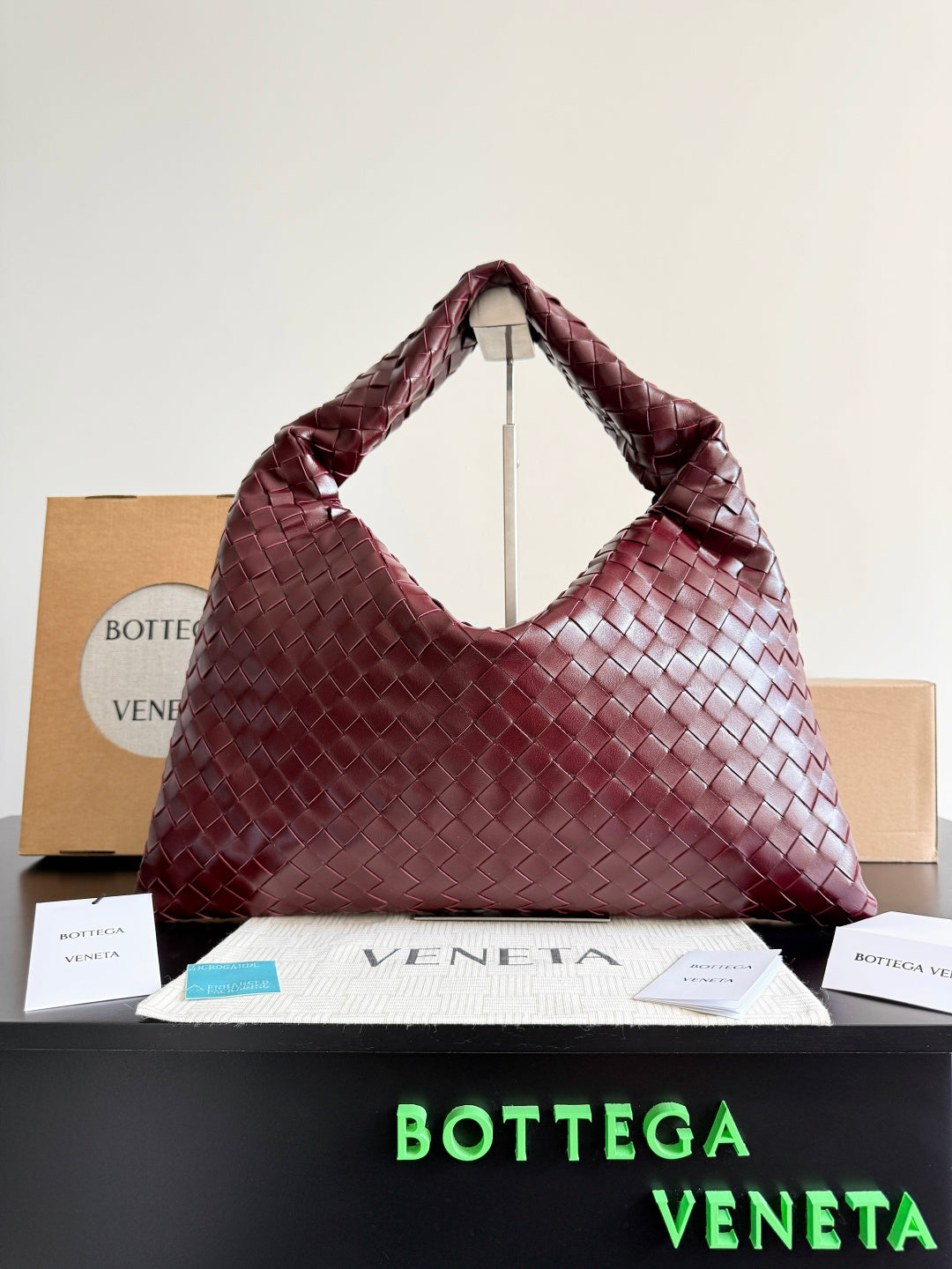 Bottega Veneta Red & Black Designer Handbag Edition 16