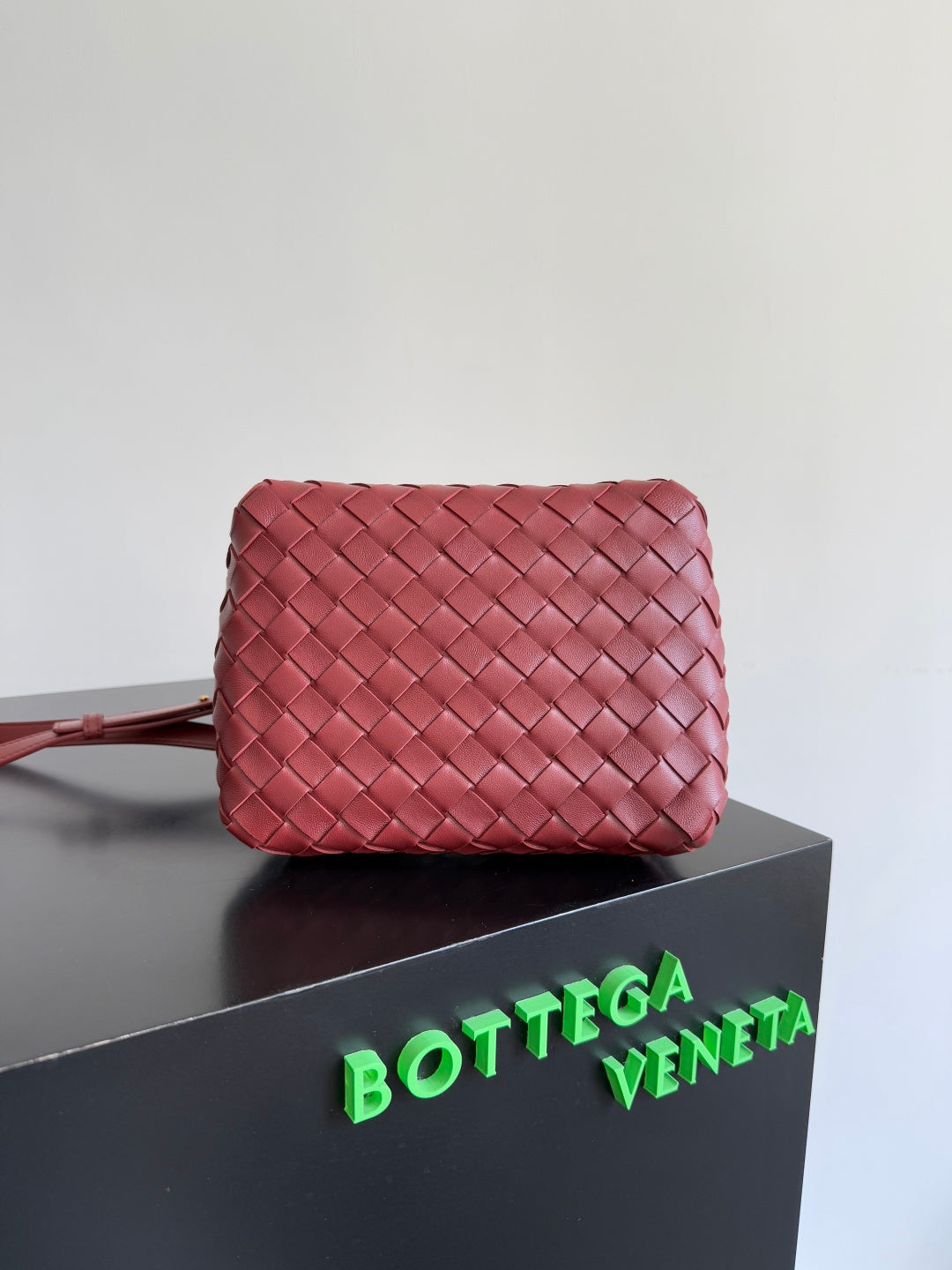 Bottega Veneta 796569 Red Designer Handbag - detail image 4