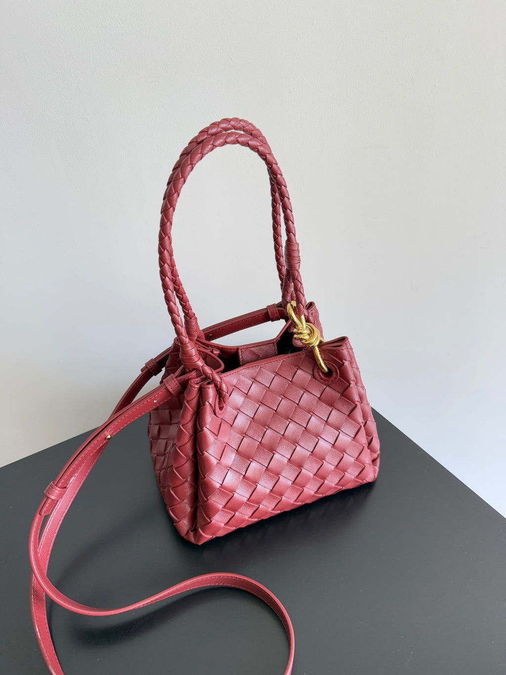 Bottega Veneta 796569 Red Designer Handbag - detail image 3