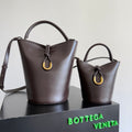 Bottega Veneta Brown Designer Handbag Edition 72