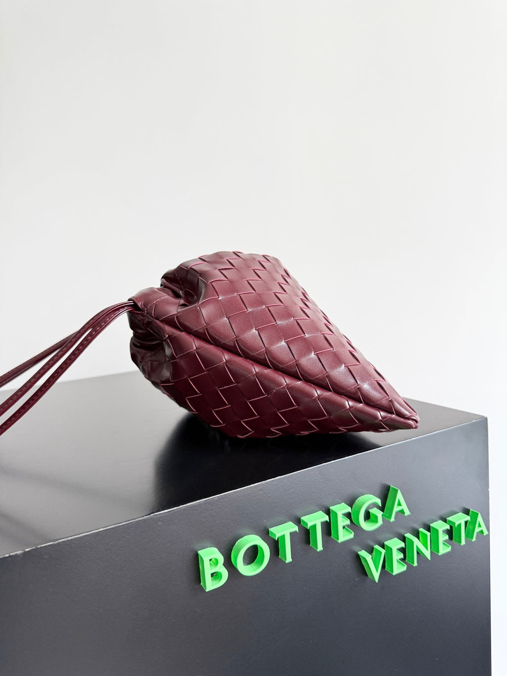 Bottega Veneta 796728 Black & Red Hobo Bag - detail image 2