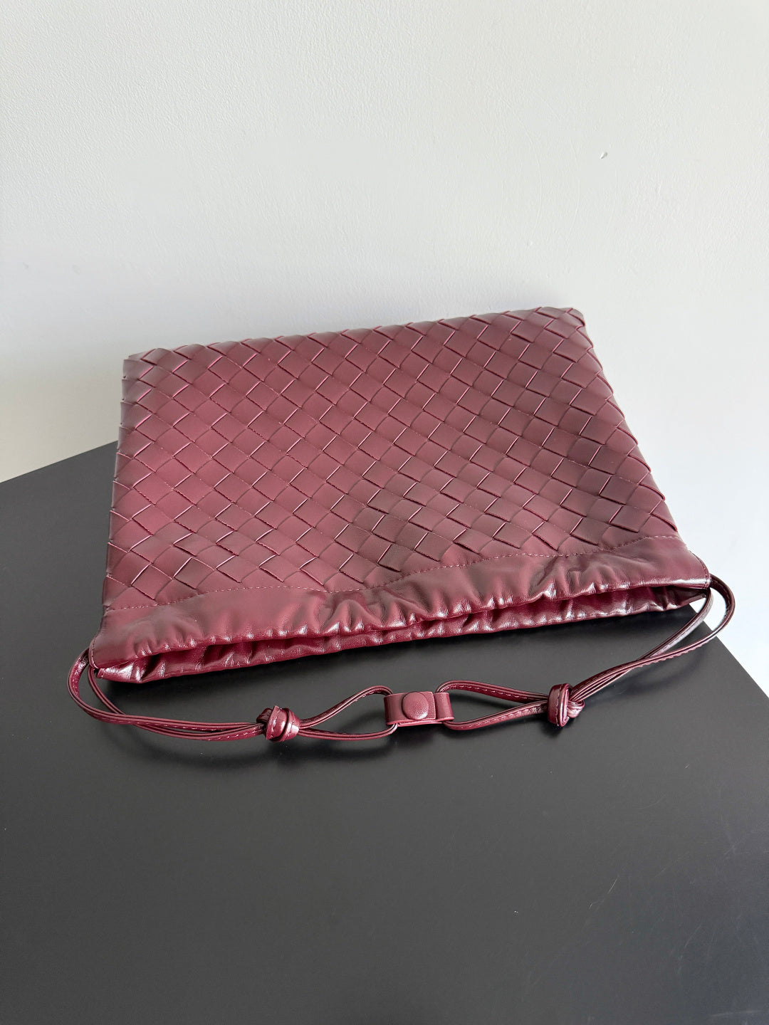 Bottega Veneta 796728 Black & Red Hobo Bag - detail image 5