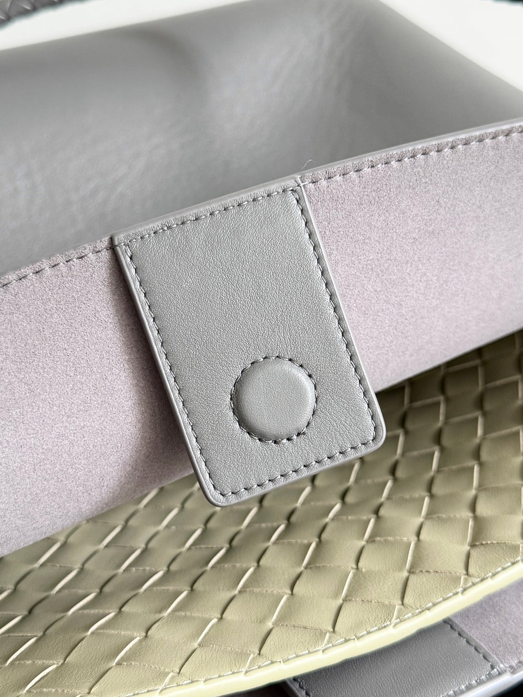 Bottega Veneta 806010 Black Hobo Bag - detail image 6