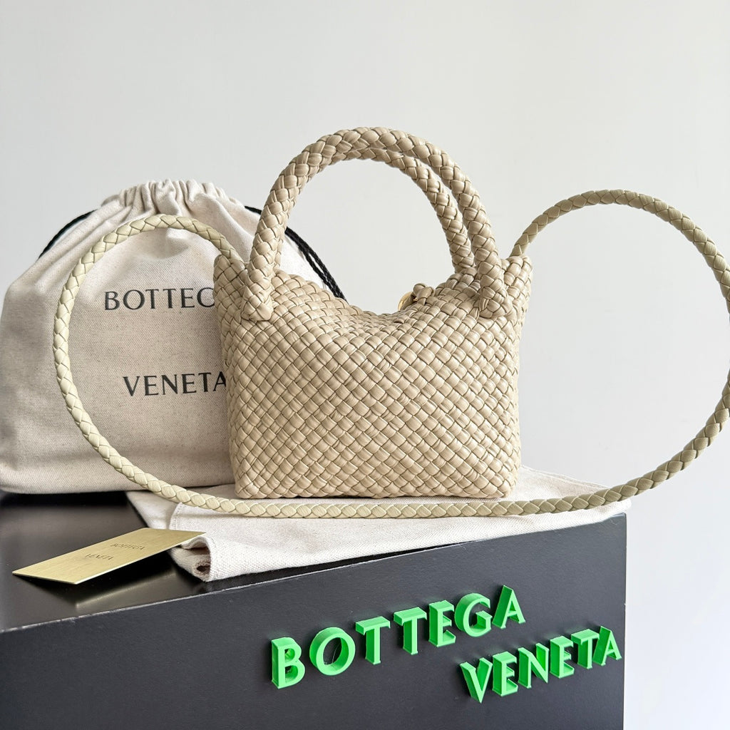 Bottega Veneta 776755 Silver Designer Handbag - detail image 3