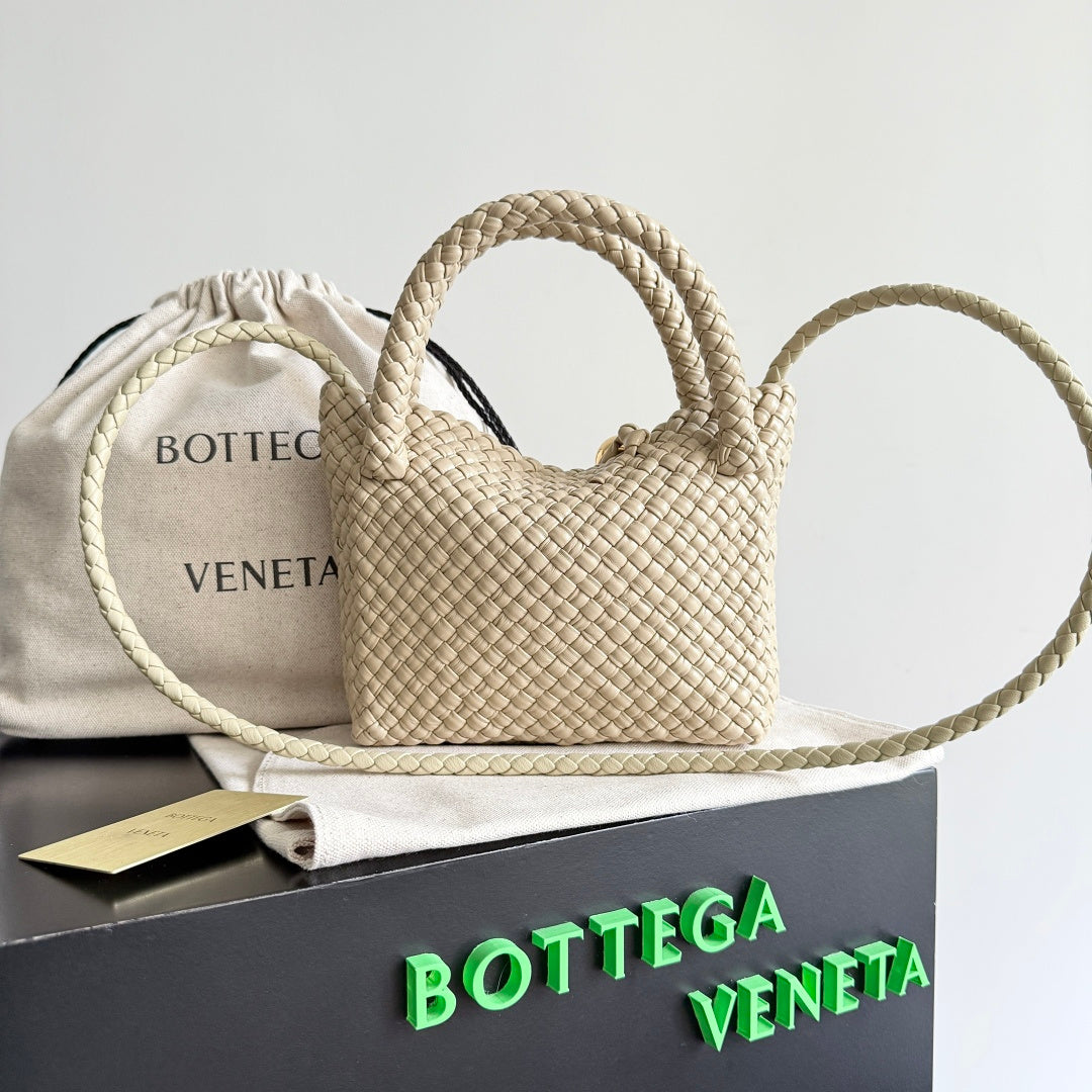 Bottega Veneta 776755 Silver Designer Handbag - detail image 3