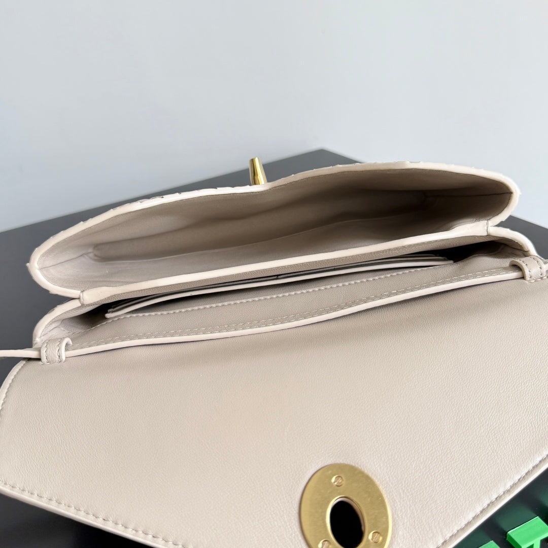 Bottega Veneta 817191 Silver Tote Bag Edition 2 - detail image 9