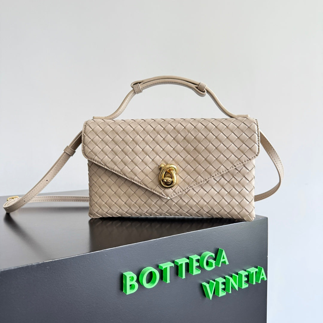 Bottega Veneta 817191 Silver Tote Bag Edition 2 - detail image 3
