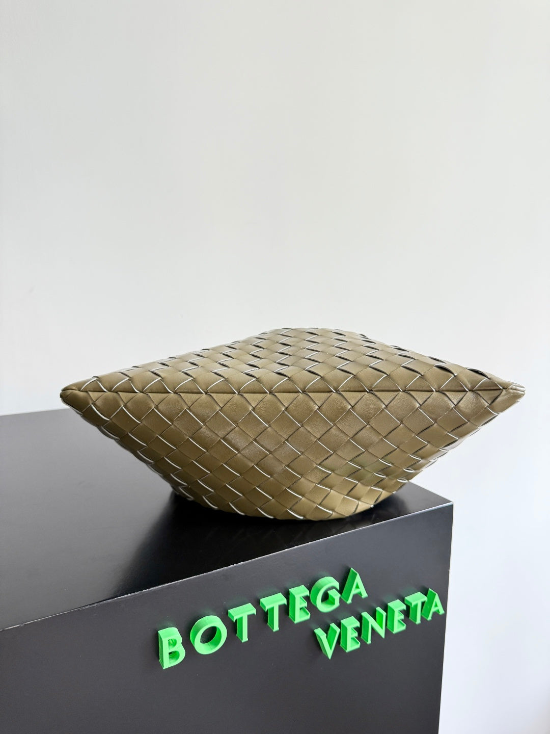 Bottega Veneta 796728 Olive Green Hobo Bag - detail image 3