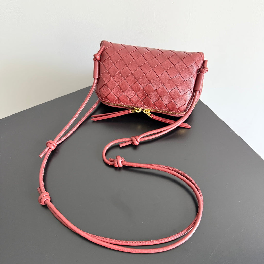 Bottega Veneta 794258 Red Pouch Bag - detail image 5