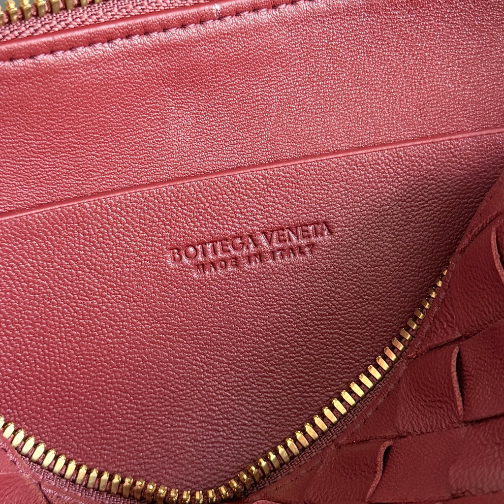 Bottega Veneta 794258 Red Pouch Bag - detail image 7