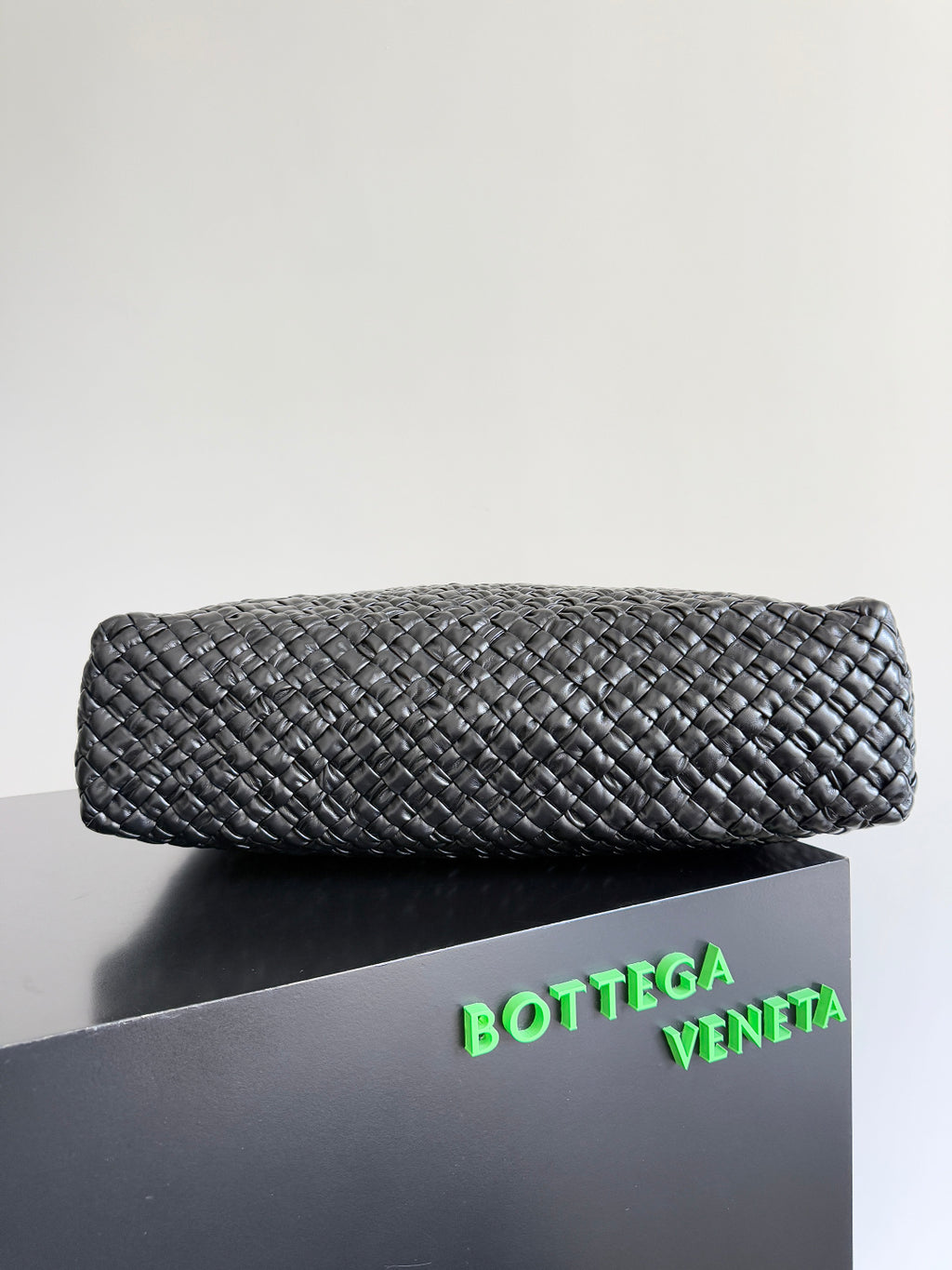 Bottega Veneta 765373 Black Designer Handbag - detail image 5