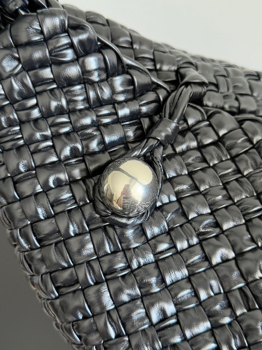 Bottega Veneta 765373 Black Designer Handbag - detail image 4