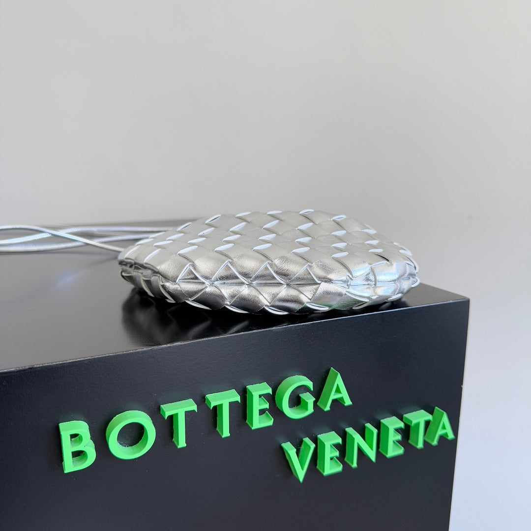 Bottega Veneta 744267 Silver Mini Bag - detail image 3