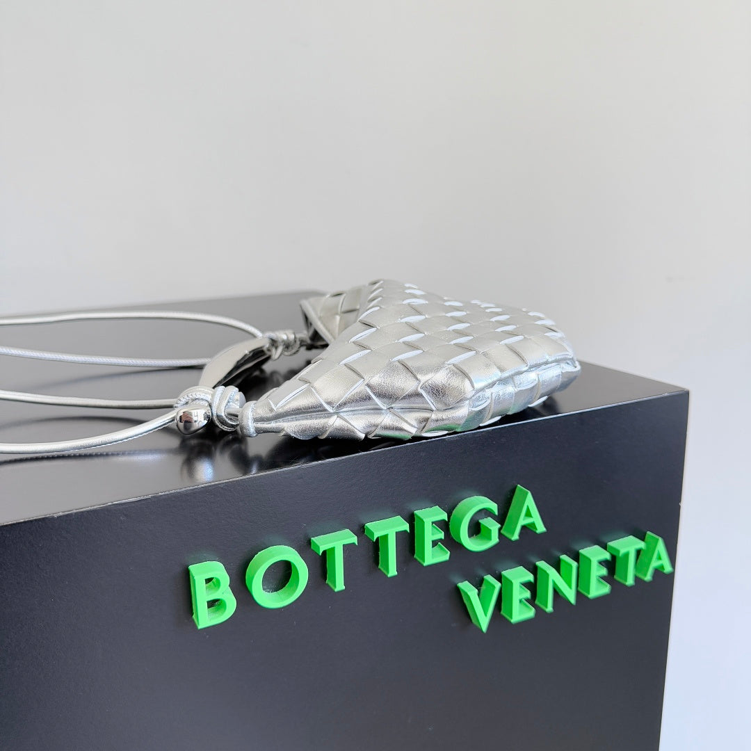 Bottega Veneta 744267 Silver Mini Bag - detail image 2
