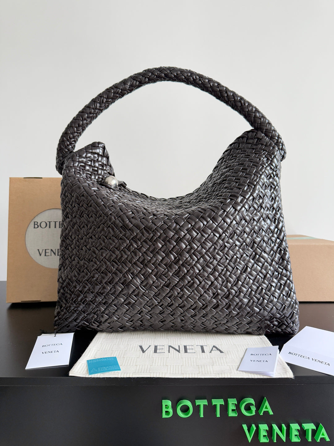 Bottega Veneta Black Designer Handbag Edition 174