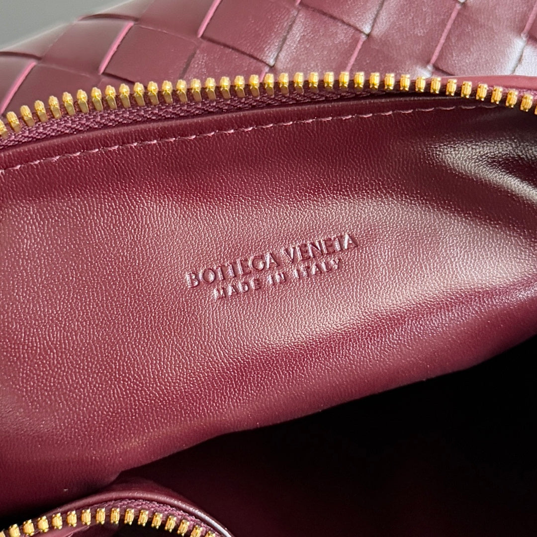 Bottega Veneta 754443 Red Designer Handbag - detail image 7