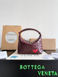 Bottega Veneta Red Designer Handbag Edition 5
