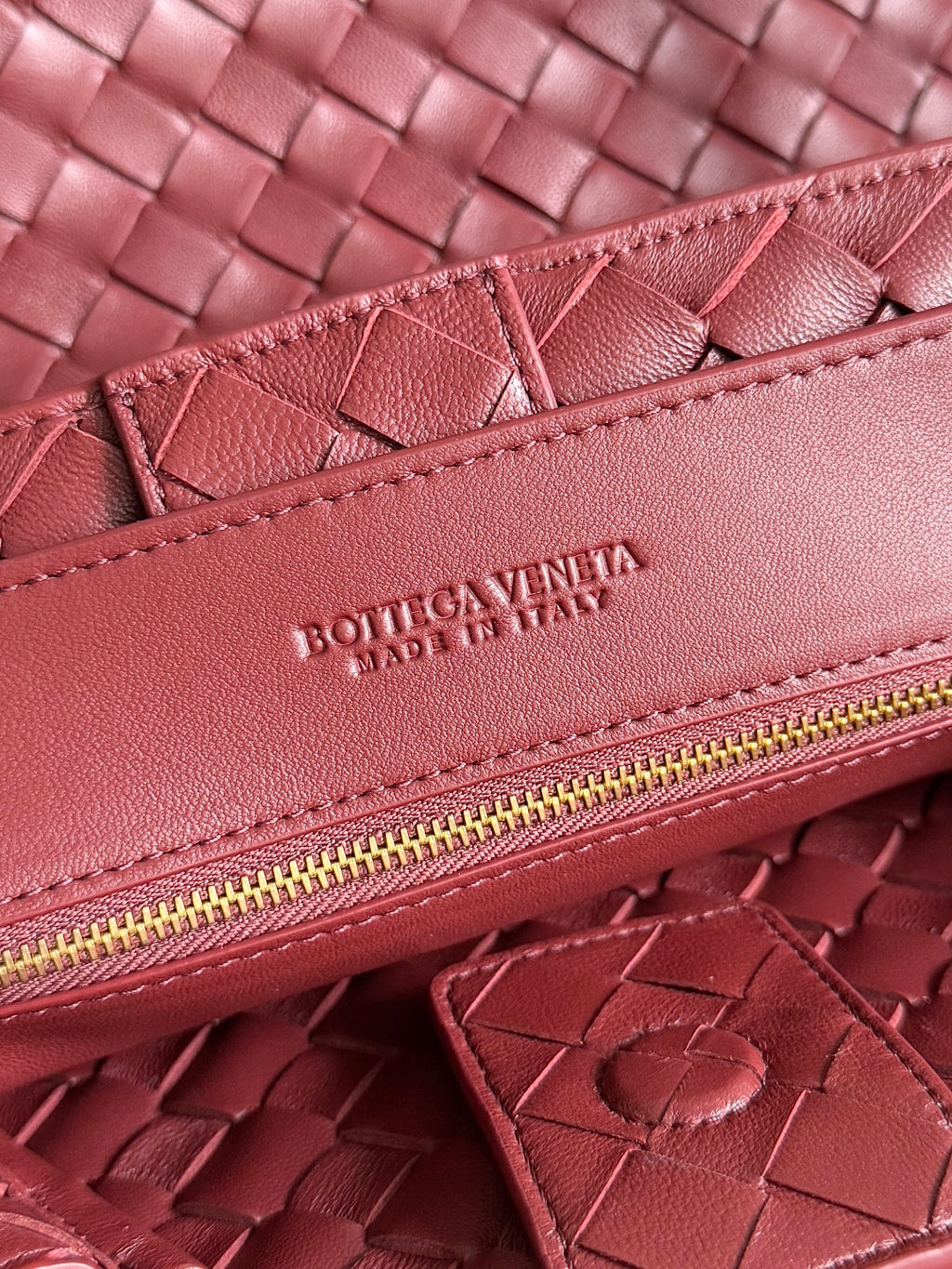 Bottega Veneta 743575 Red Designer Handbag - detail image 8