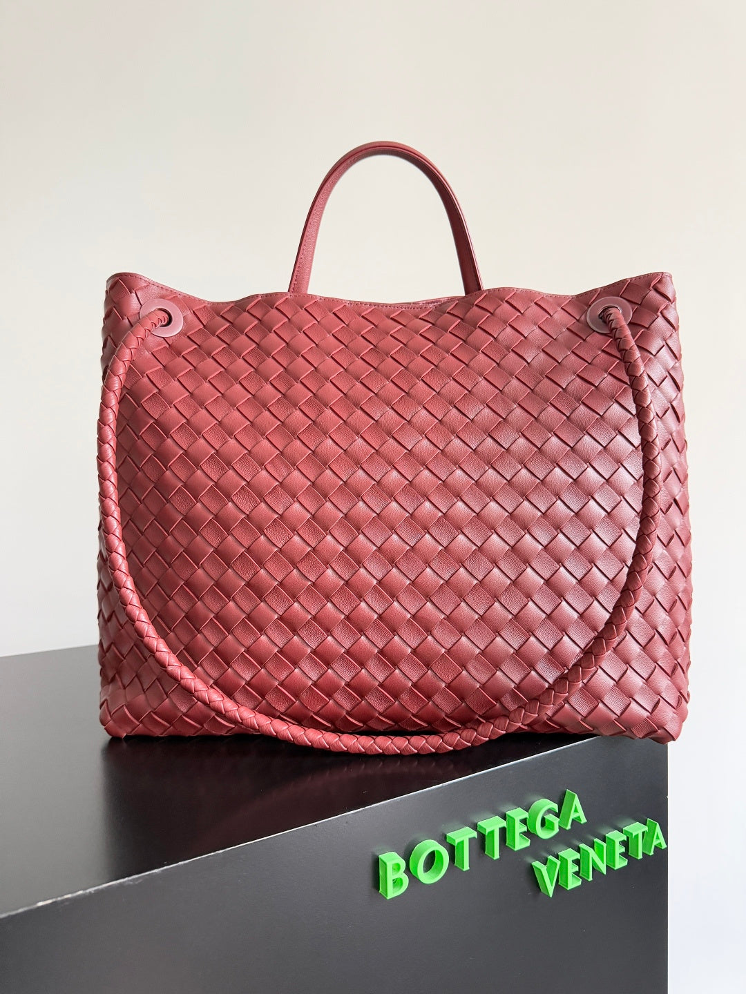 Bottega Veneta 743575 Red Designer Handbag - detail image 3