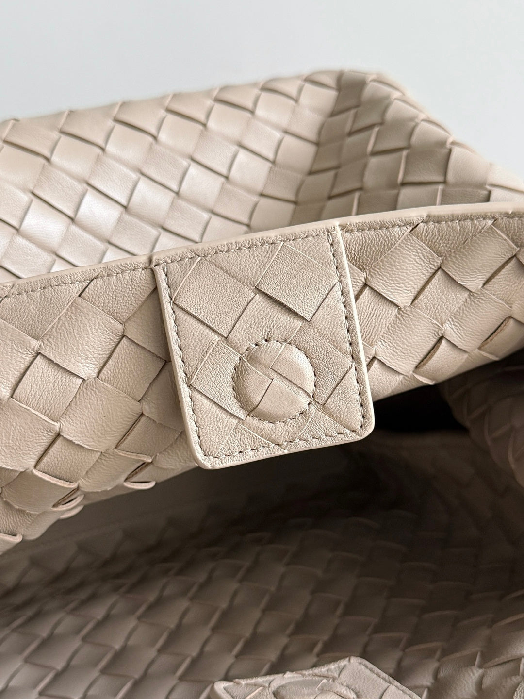 Bottega Veneta 796571 Silver Designer Handbag - detail image 6