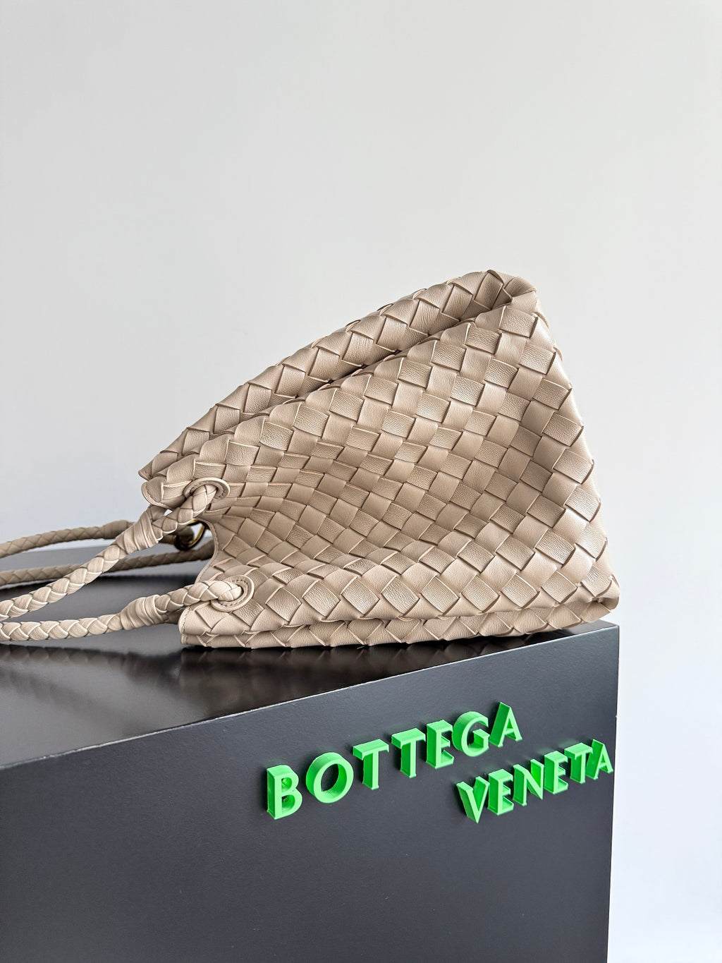 Bottega Veneta 796571 Silver Designer Handbag - detail image 2