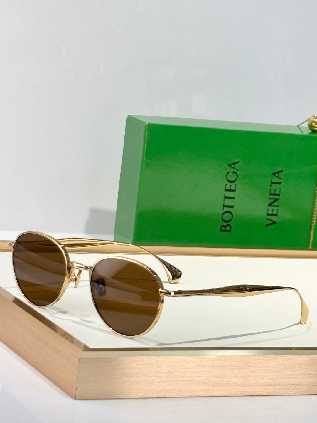 Bottega Veneta BV1396S Green Designer Sunglasses 55-22-140 mm - detail image 7