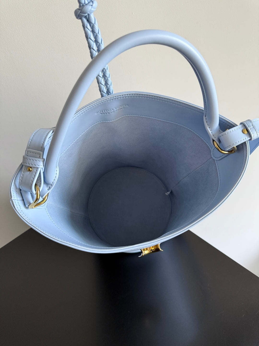 Bottega Veneta 806038 Black Bucket Bag - detail image 9