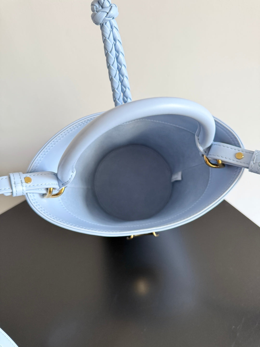Bottega Veneta 815244 Black Bucket Bag - detail image 9