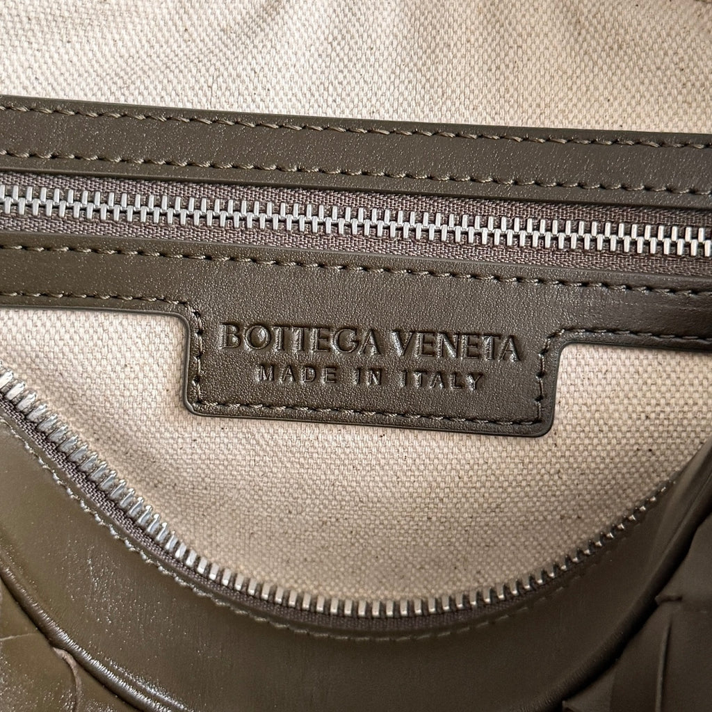 Bottega Veneta 755923 Black Designer Handbag Edition 4 - detail image 6