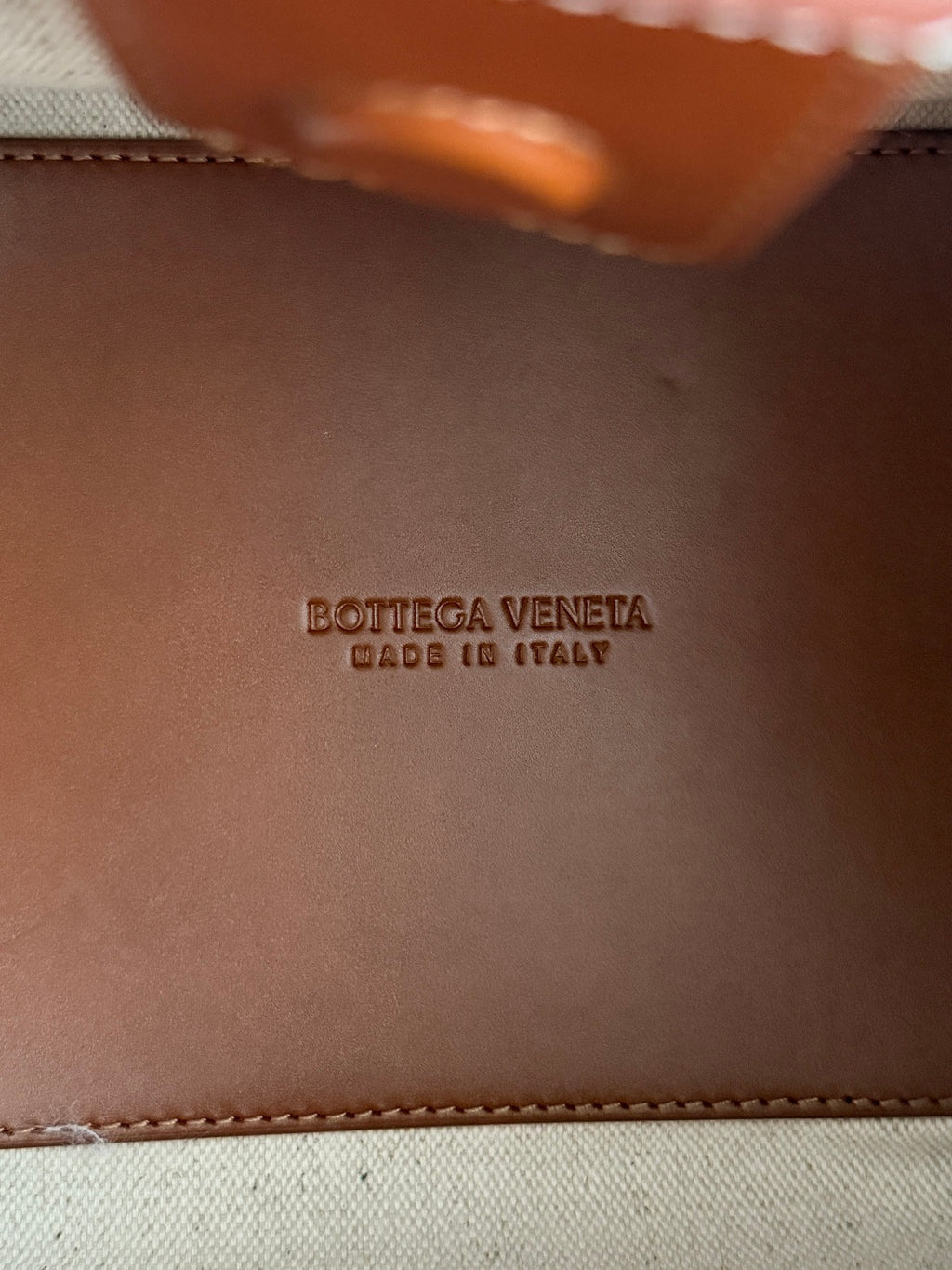 Bottega Veneta 826220 Black Designer Handbag - detail image 8