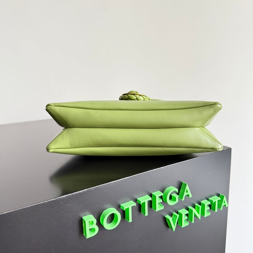 Bottega Veneta 826147 Green Mini Bag - detail image 4