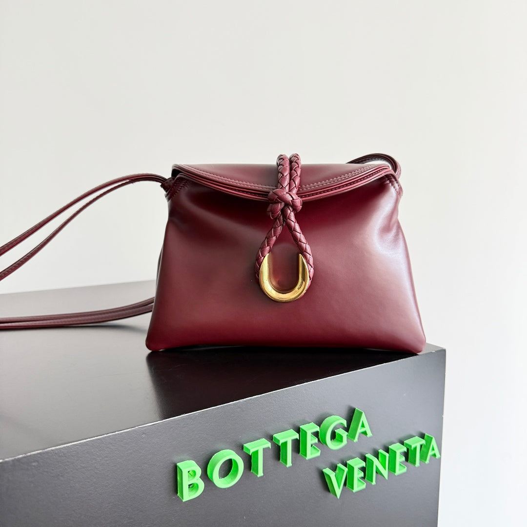 Bottega Veneta 826147 Red Mini Bag