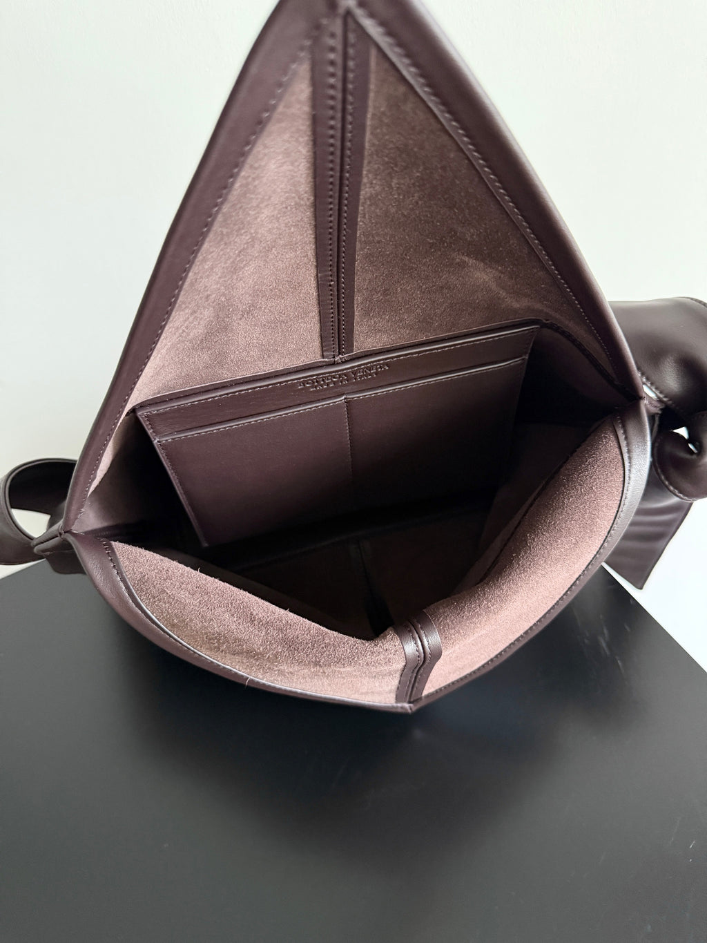Bottega Veneta 815807 Black Designer Handbag Edition 2 - detail image 9