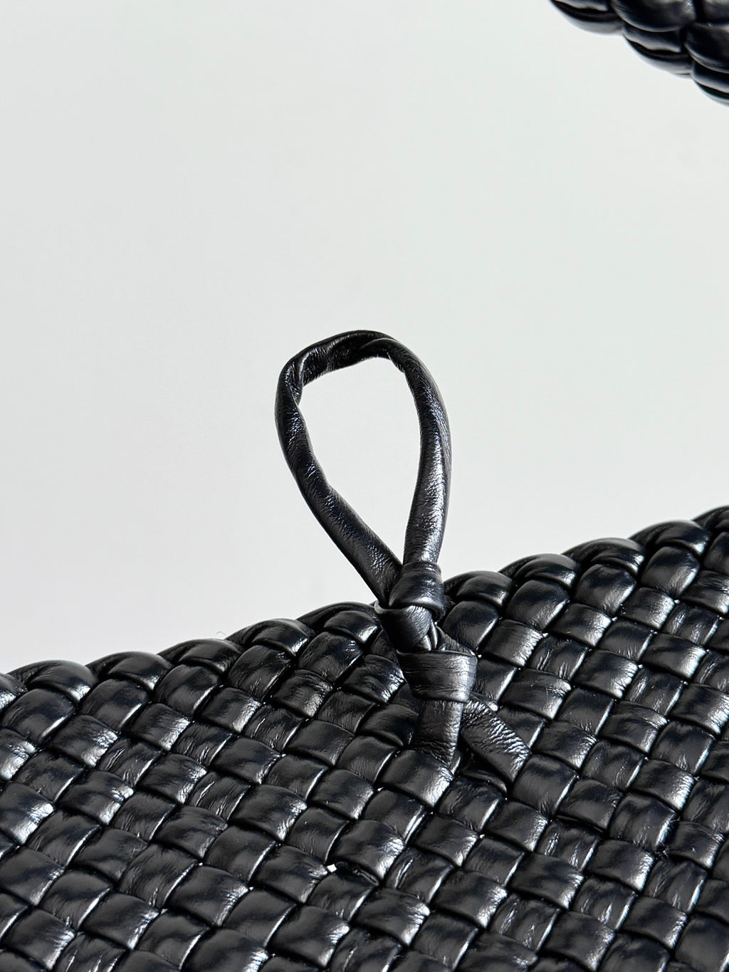 Bottega Veneta 762635 Black Designer Handbag - detail image 4
