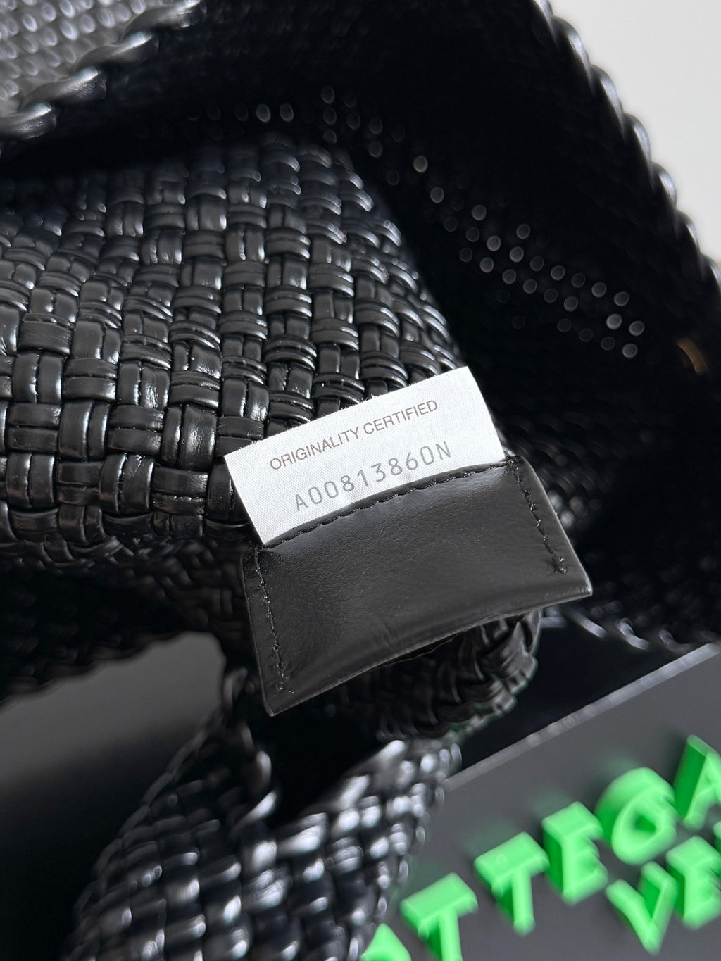 Bottega Veneta 762635 Black Designer Handbag - detail image 8