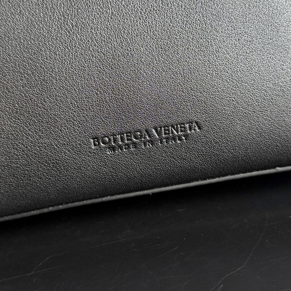 Bottega Veneta 835835 Black Designer Handbag - detail image 6