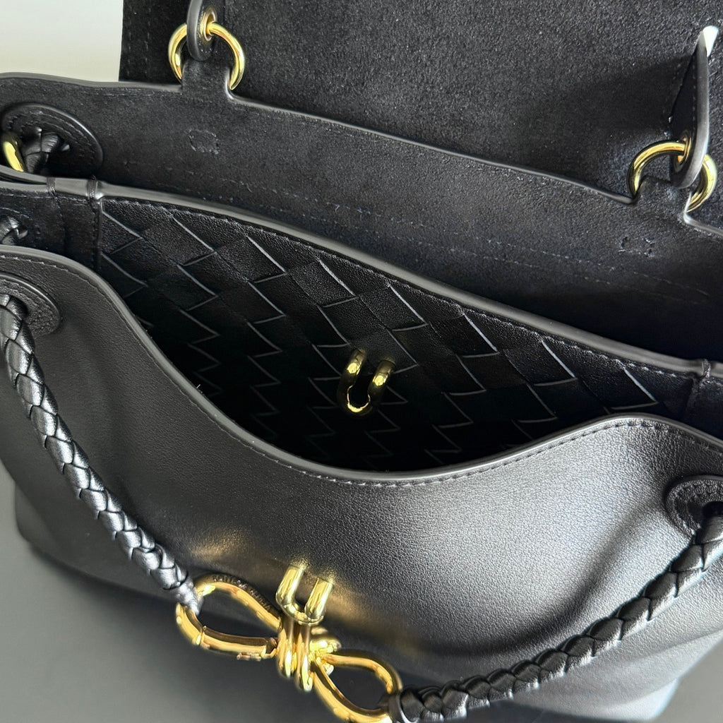 Bottega Veneta Black Designer Handbag Edition 418 - detail image 6
