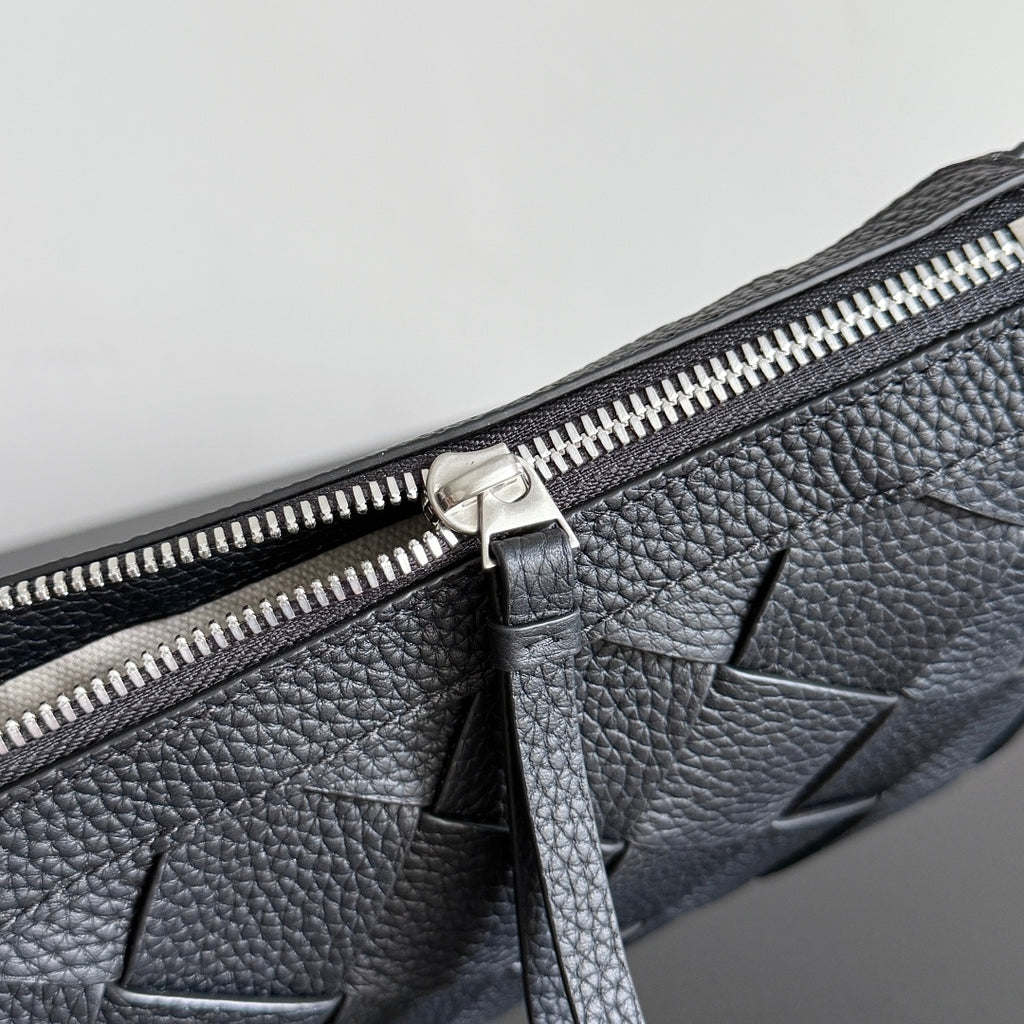 Bottega Veneta 837112 Black Designer Handbag Edition 2 - detail image 4