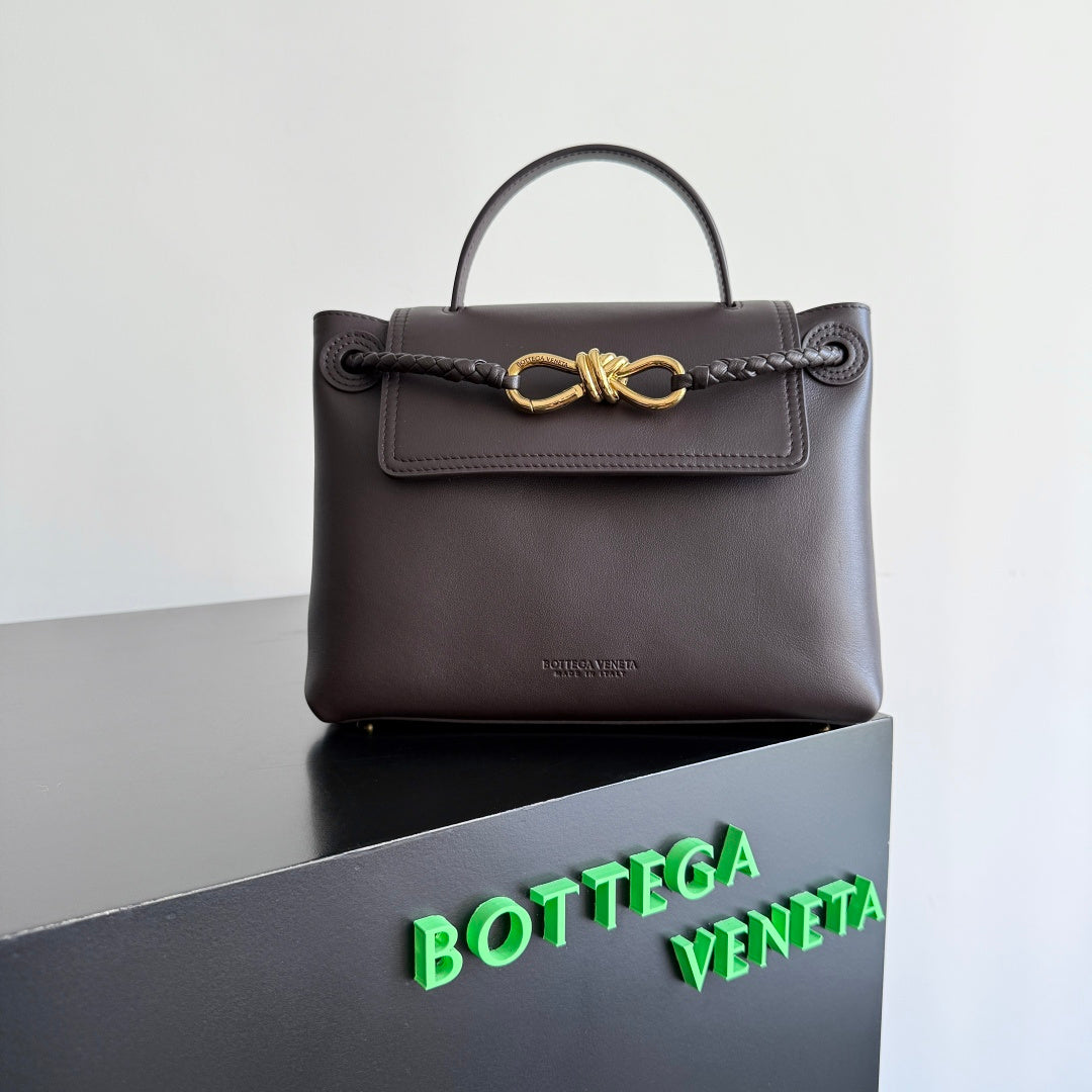 Bottega Veneta 835835 Black Designer Handbag Edition 2