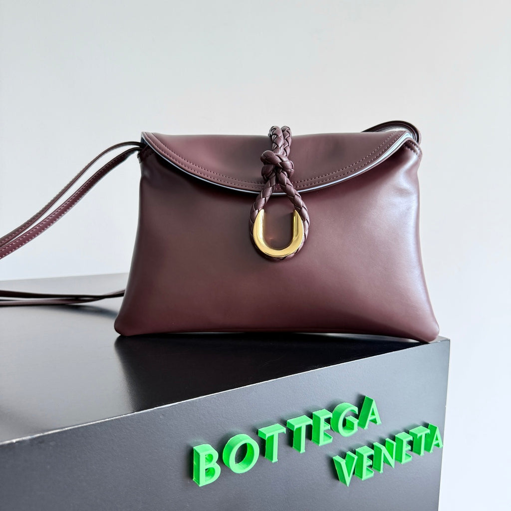 Bottega Veneta 806030 Black & Red Designer Handbag