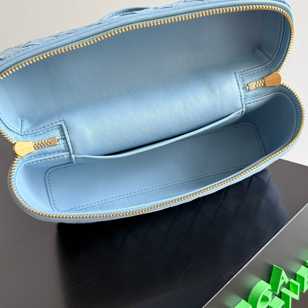 Bottega Veneta 789109 Blue Designer Handbag Edition 2 - detail image 8
