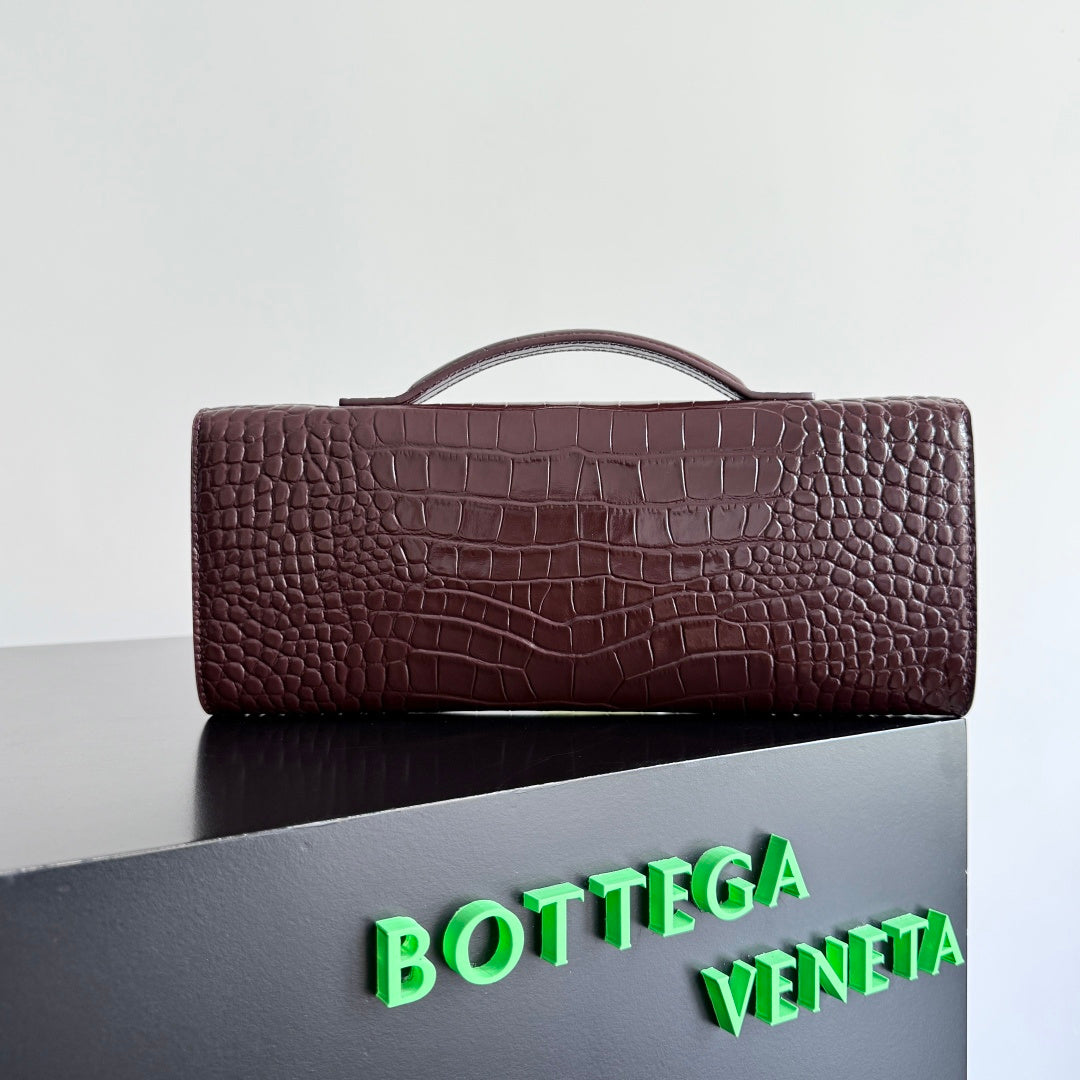 Bottega Veneta 741511 Black & Red Designer Handbag - detail image 3