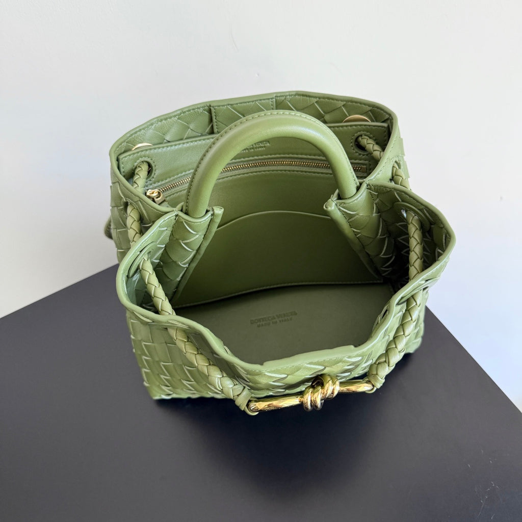 Bottega Veneta 743568 Green Designer Handbag - detail image 9