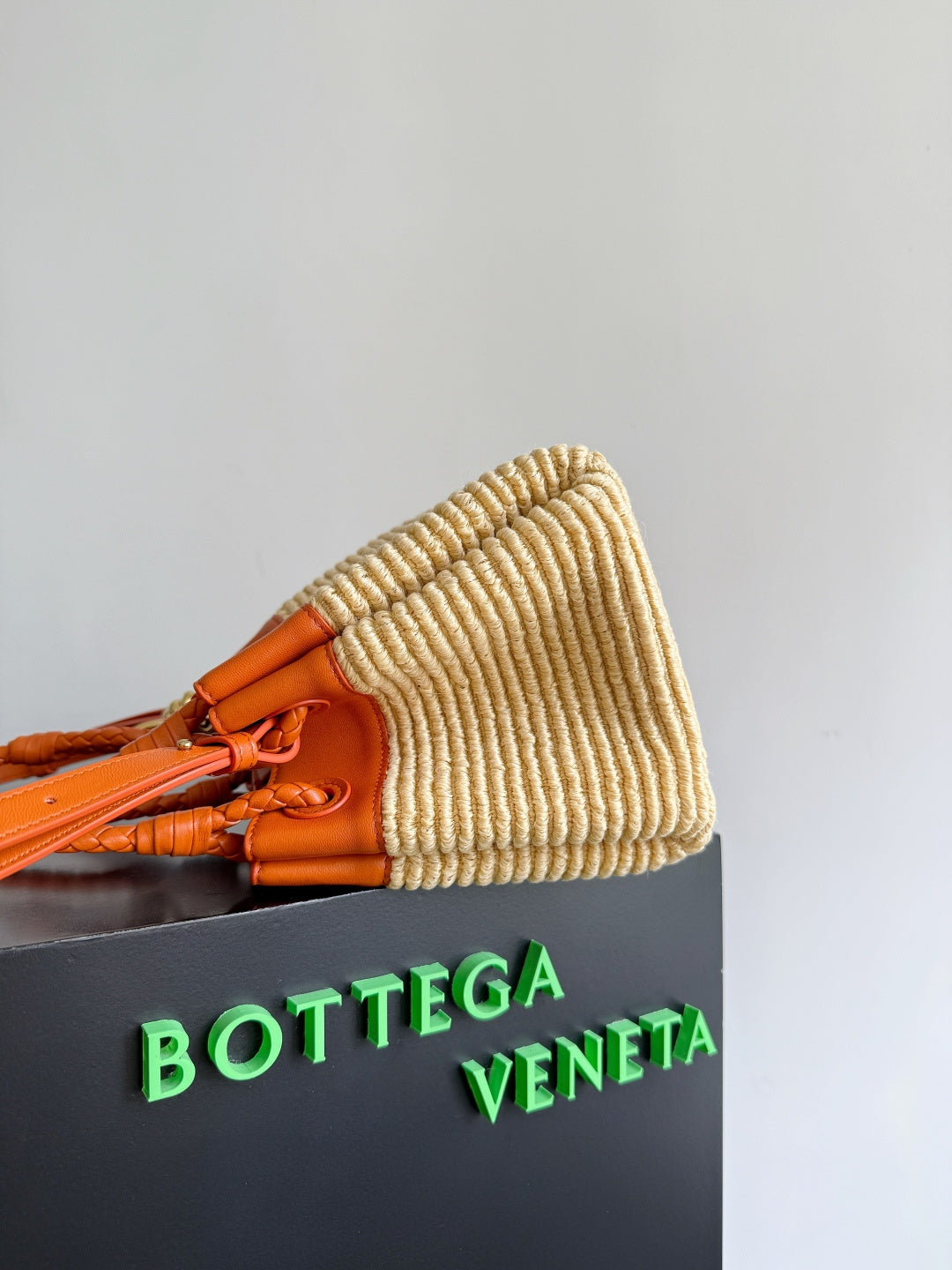 Bottega Veneta 827475 Orange Designer Wallet - detail image 2