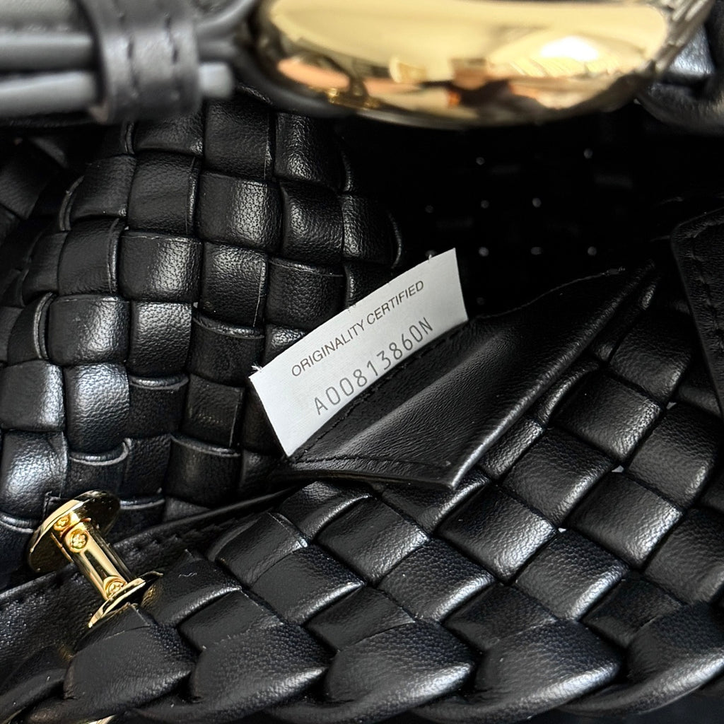 Bottega Veneta 730968 Black Designer Handbag - detail image 8